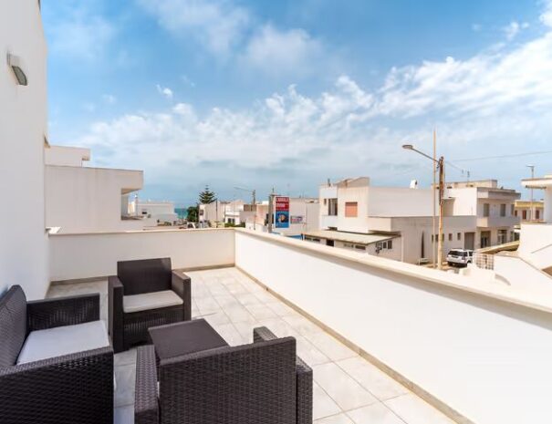 TRILOCALE QUADRIFOGLIO LIDO MARINI (2)