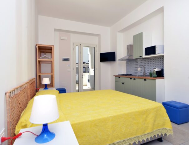 monolocale-pesci-le-luminarie-salento-lido-marini-2-Grande